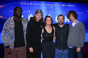 Meteors Premiere - Paris