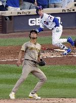 Baseball: Wild Card Series between Padres and Cubs