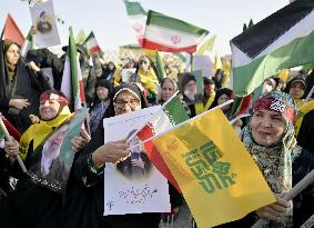 Memorial gathering for former Hezbollah leader