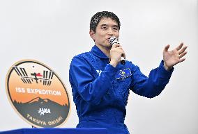 Astronaut Onishi meets press in Tokyo