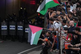 Rally In Barcelona Supports Global Sumud Flotilla - Spain