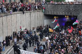 Rally In Barcelona Supports Global Sumud Flotilla - Spain