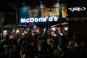 Rally In Barcelona Supports Global Sumud Flotilla - Spain