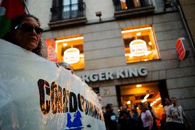 Rally In Barcelona Supports Global Sumud Flotilla - Spain