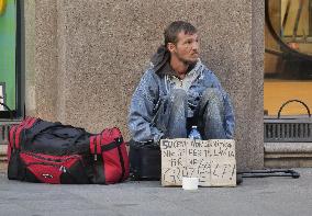 Nearly 10% In Absolute Poverty In Milan - Italy