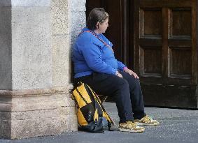 Nearly 10% In Absolute Poverty In Milan - Italy