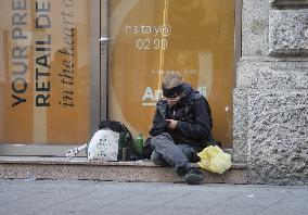 Nearly 10% In Absolute Poverty In Milan - Italy