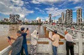 Typhoon Bualoi Hit Nanning