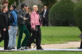 PFW Loewe Outside Arrivals