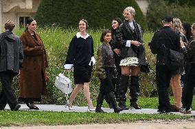 PFW Loewe Outside Arrivals