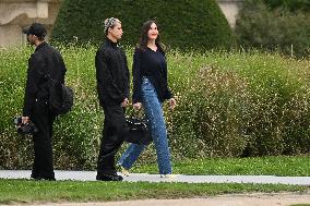 PFW Loewe Outside Arrivals