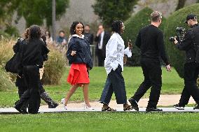 PFW Loewe Outside Arrivals