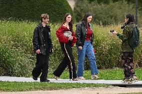 PFW Loewe Outside Arrivals