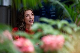 Alexander Albon And Girlfriend Lily Muni He At Singapore Grand Prix