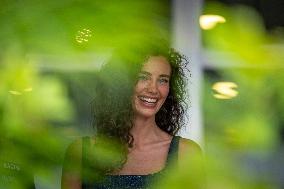 Carlos Sainz And Girlfriend Rebecca Donaldson At Singapore Grand Prix