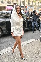 PFW Giambattista Valli Outside Arrivals