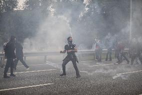 Protesters Clash With Police At General Strike - Milan