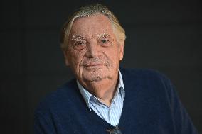 La Baule fiction politique Film Festival. FC