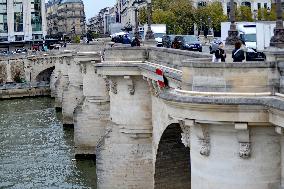 Inauguration of The Place Du Pont Neuf Christo and Jeanne Claude - Paris