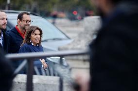 Inauguration of The Place Du Pont Neuf Christo and Jeanne Claude - Paris