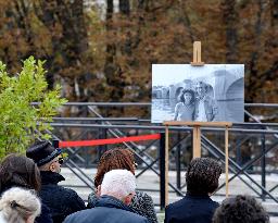 Inauguration of The Place Du Pont Neuf Christo and Jeanne Claude - Paris