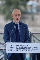 Inauguration of The Place Du Pont Neuf Christo and Jeanne Claude - Paris