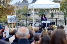 Inauguration of The Place Du Pont Neuf Christo and Jeanne Claude - Paris