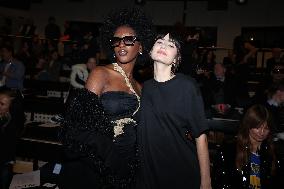 PFW - Vaillant Front Row