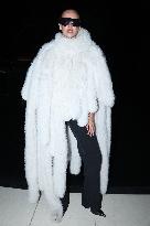 PFW - Vaillant Front Row