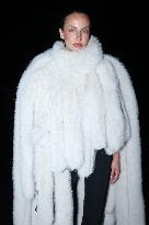 PFW - Vaillant Front Row