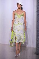 PFW - Vaillant Runway