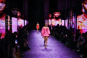 PFW Messika Runway