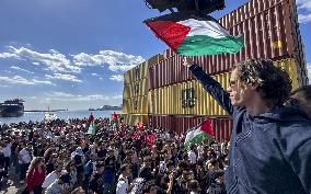 General Strike For the Global Sumud Flotilla - Naples