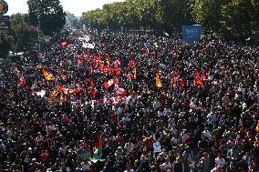 General Strike For the Global Sumud Flotilla - Bologna