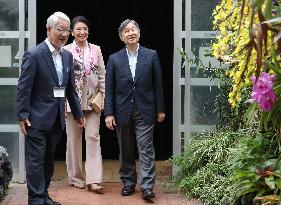 Emperor visits botanical garden in Kyoto