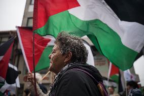 Protests Against The Presence Of Former Israeli PM In La Toja - Spain
