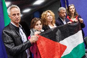Press Conference Of Italian Parliamentarians Expelled From Israel - Rome