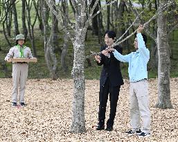 Crown prince visits greenery festival in Miyagi Pref.