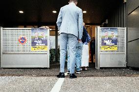 Bruno Retailleau During Meeting for Partial Legislative Elections - Montauban