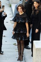 PFW - Elie Saab Womenswear Spring-Summer - Arrivals NB