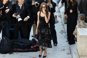 PFW - Elie Saab Womenswear Spring-Summer - Arrivals NB