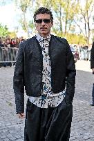 PFW Vivienne Westwood Outside Arrivals