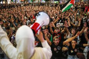 Demonstration in Support of Palestine Across Spain