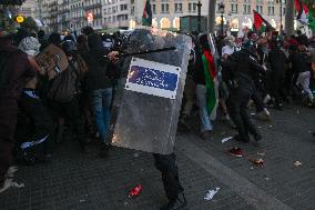 Demonstration in Support of Palestine Across Spain