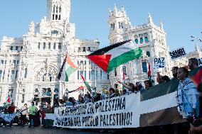 Demonstration in Support of Palestine Across Spain