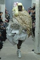 PFW - Comme Des Garcons Runway