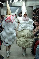 PFW - Comme Des Garcons Runway