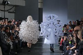 PFW - Noir Kei Ninomiya Runway
