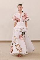 PFW - Giambattista Valli Runway