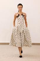 PFW - Giambattista Valli Runway